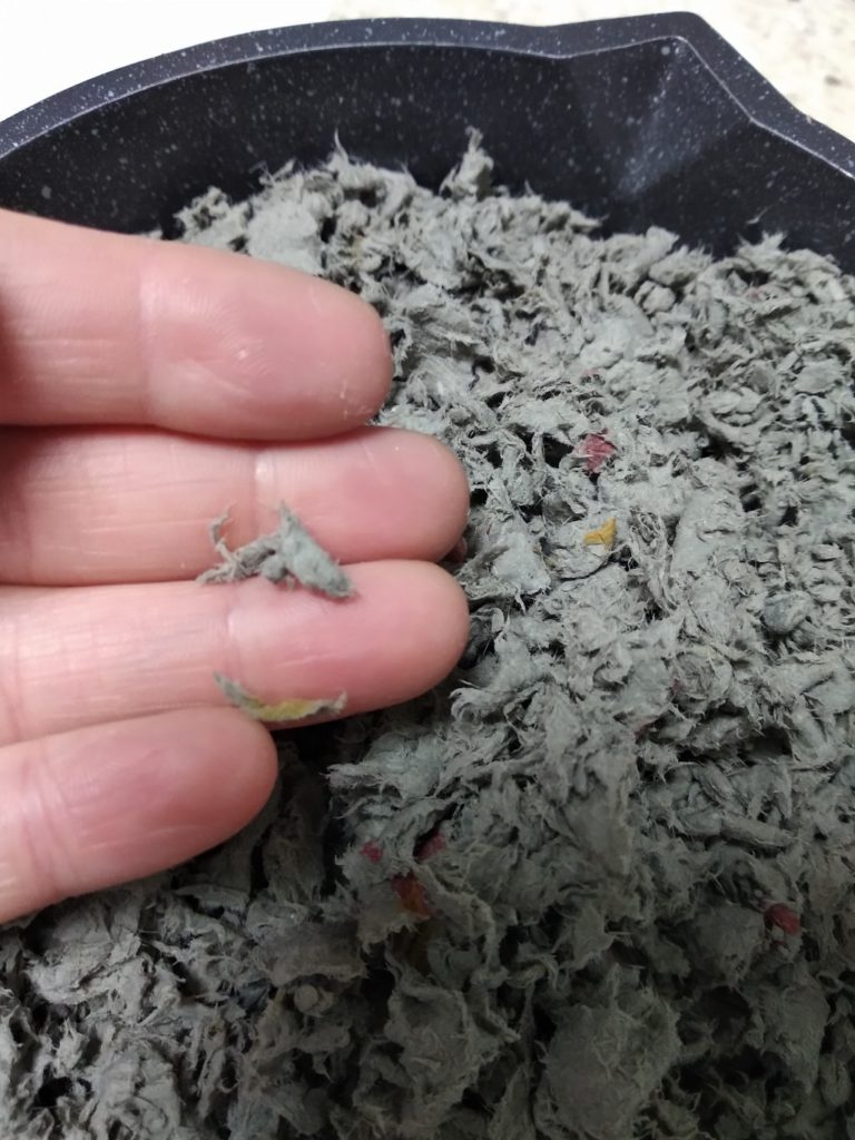 איך מכינים עיסת נייר