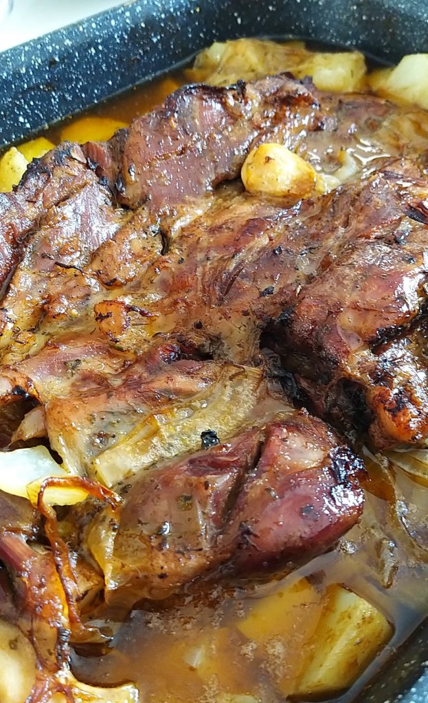 כתף כבש בתנור