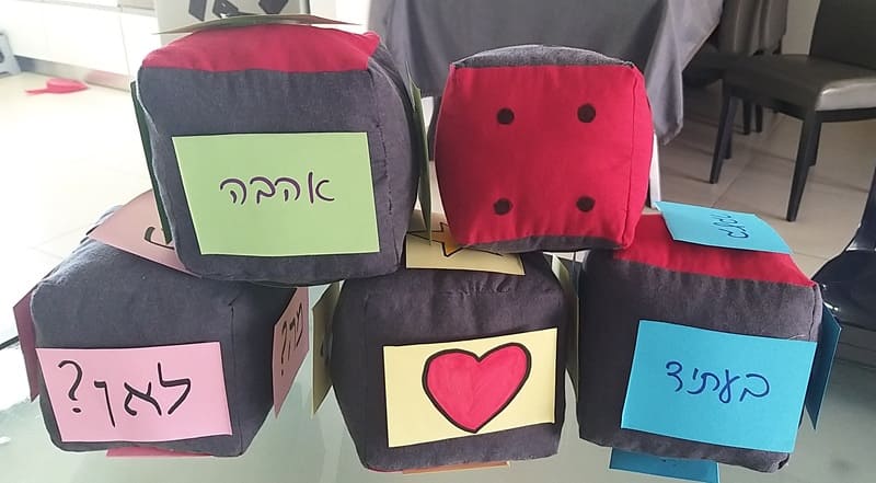 משחק סיפור בעזרת קוביות
